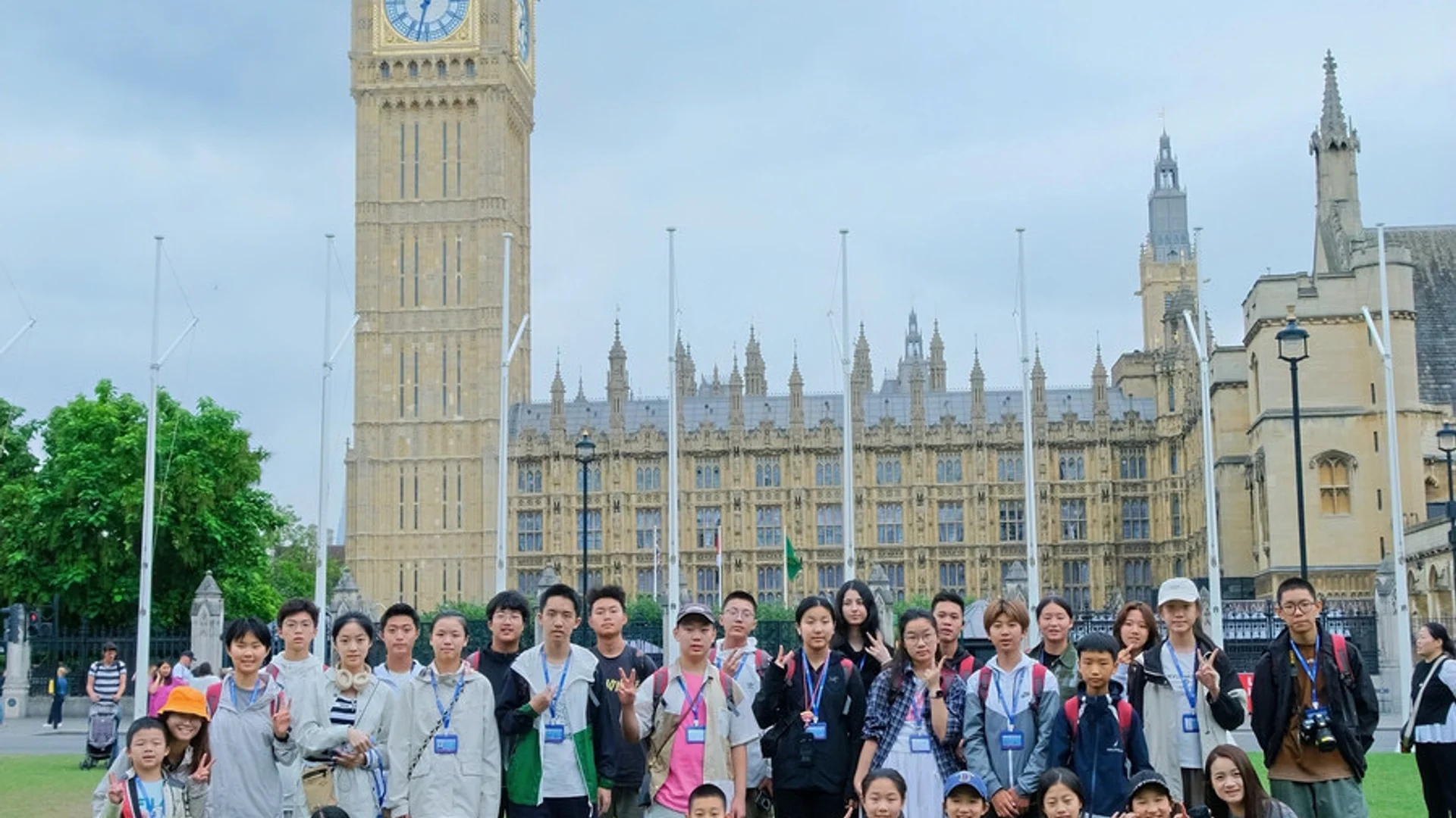 London Big Ben Parliament Full Group